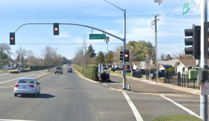 [01-12-2021] Condado De Sacramento, CA - Dos Heridas en Una Colisión De Dos Vehículos En Rosemont