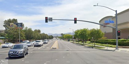 [02-15-2021] Los Ángeles, CA - Lesiones Reportadas Después De Una Colisión De Dos Vehículos En Canyon Country