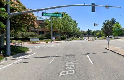 [04-13-2021] Condado De Alameda, CA - Una Persona Resultó Herida Después De Una Colisión De Varios Vehículos En Pleasanton