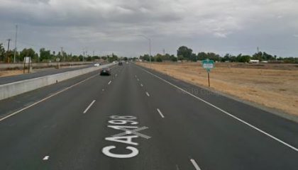 [05-06-2021] Condado De Kings, Ca - 1 Muerto, 2 Heridos Después De Un Accidente Automovilístico Con Un Camión De Carga Grande