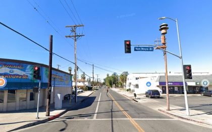 [06-21-2021] Condado De Los Ángeles, CA - Ocho Personas Resultaron Heridas Después De Una Colisión De Varios Vehículos En Van Nuys