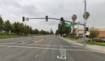 [07-10-2021] Condado De Orange, CA - Peatón Muerto Después De Ser Golpeado Por Dos Vehículos En Fountain Valley