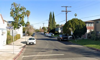 [08-08-2021] Los Ángeles, CA - Tres Personas Resultaron Heridas Después De Una Colisión Grave De Dos Vehículos En Valley Village