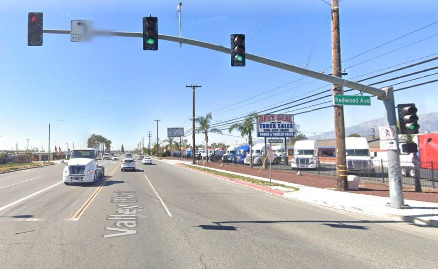 [08-18-2021] San Bernardino County, CA - Multi-Vehicle Collision in Fontana Injures One Person