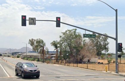 [10-03-2021] Condado De San Bernardino, CA - Peatón Muere Después De Un Accidente Fatal Por Atropello Y Fuga Por Conductor Ebrio En Las Avenidas Rialto Y Waterman