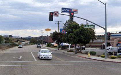 [10-07-2021] Condado De San Luis Obispo, CA - Una Persona Resultó Herida Después De Un Accidente De 7 Autos En Pismo Beach