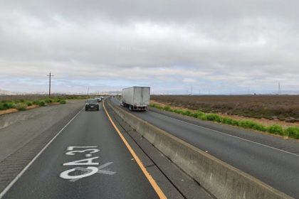 [11-05-2021] Sonoma County, CA - One Person Hurt After a Semi-Truck Accident in North Bay