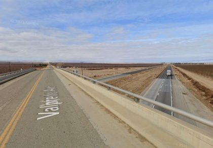 [11-09-2021] Kern County, CA - One Person Killed After a Two-Vehicle Collision in Buttonwillow
