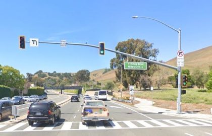 [11-12-2021] Alameda County, CA - Police Officer Injured After a Car Crash in Fremont