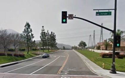 [11-26-2021] Condado de San Bernardino, CA - Una Persona Murió Después de Una Colisión Fatal de Dos Vehículos en Fontana