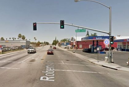 [01-20-2022] Condado de Kern, CA - Una Persona Murió Después de Un Accidente Mortal de Motocicleta en Bakersfield