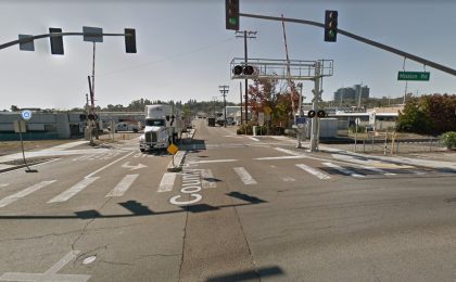 [12-20-2021] Condado de San Diego, CA - Conductor de Camioneta Herido Después de Un Accidente de Tren en Escondido