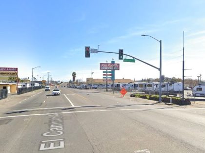 [01-29-2022] Condado de Sacramento, CA - Tres Personas Heridas Después de Una Colisión de Tráfico Que Implica Un Vehículo de Control de Animales Cerca de la Calle Lexington