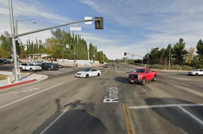 [02-01-2022] Condado de Los Ángeles, CA - Una Persona Muere Después de Un Choque Mortal de Dos Vehículos en Porter Ranch