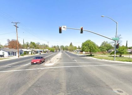 [02-04-2022] Condado de Tulare, CA - Mujer Muerta Después de Un Accidente Mortal en la Carretera 216 Y King Drive