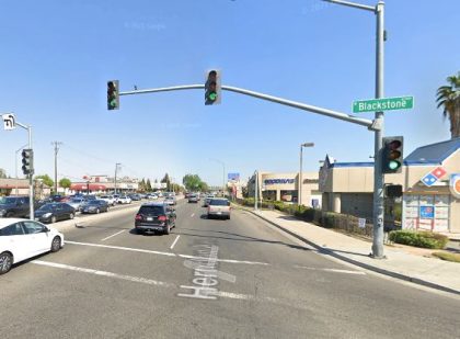 [02-05-2022] Condado de Fresno, CA - Una Persona Muere Después de Un Accidente Mortal de Motocicleta Cerca de Las Avenidas Blackstone Y Herndon