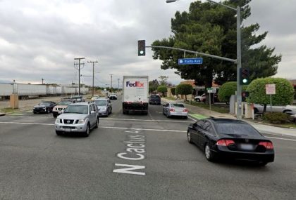 [02-10-2022] Condado de San Bernardino, CA - Una Persona Murió Después de Un Choque Mortal de Varios Vehículos en Rialto