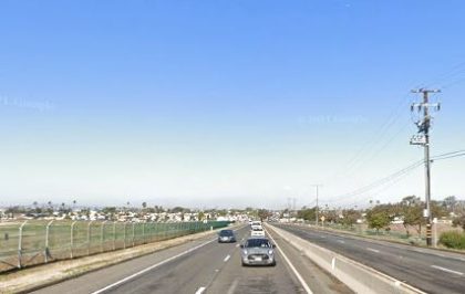 [02-20-2022] Condado de Orange, CA - Dos Personas Mueren Tras Una Colisión Mortal de Dos Vehículos en Seal Beach