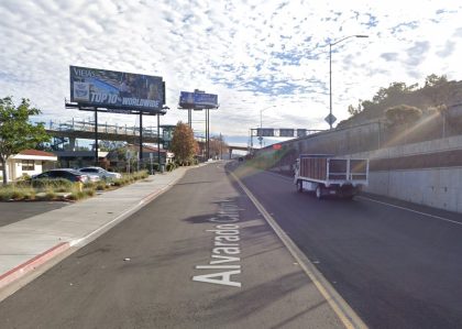 [02-21-2022] Condado de San Diego, CA - Una Persona Murió Después de Un Accidente Mortal de Peatones en Alvarado Canyon Road