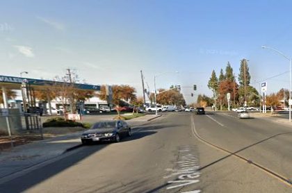 [02-23-2022] Condado de Fresno, CA - Una Mujer de 33 años Muere en Un Accidente Fatal de Atropello en El Centro Oeste de Fresno