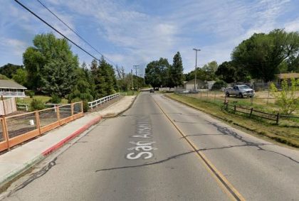 [02-23-2022] Condado de San Luis Obispo, CA - Choque de Tres Vehículos en Atascadero Causa Lesiones Menores