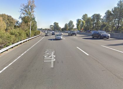 [02-25-2022] Condado de Los Angeles, CA - SE Reportan Heridos Después de Un Choque de Varios Vehículos en Encino
