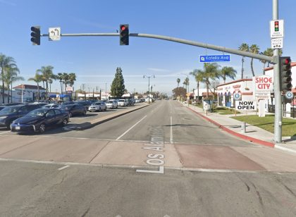 [03-03-2022] Condado de Orange, CA - Un Muerto Y Tres Heridos Tras Un Choque de Varios Vehículos en Los Alamitos