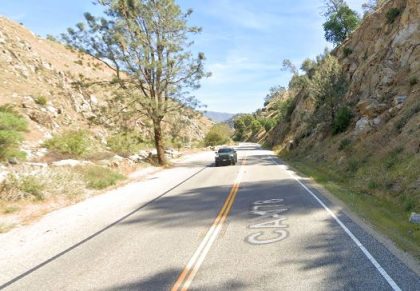 [03-09-2022] Condado de Kern, CA - Colisión Entre Una Motocicleta Y Un Vehículo Cierra Los Carriles