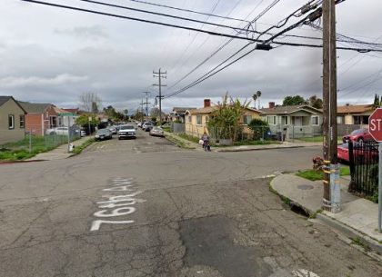 [03-16-2022] Condado de Alameda, CA - Dos Personas Mueren en Un Choque Fatal Con Fuga en Oakland