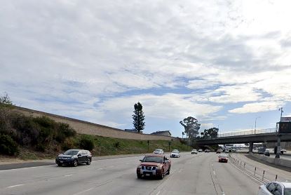 [03-26-2022] Condado de Los Angeles, CA - Un Herido en Un Choque de Dos Vehículos en la SR-110