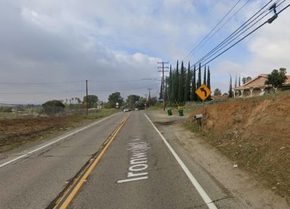 [04-11-2022] Condado de Riverside, CA - Una mujer muerta y otra herida en Moreno Valley