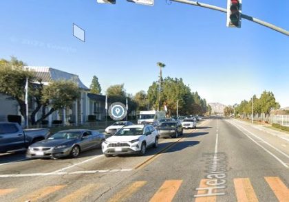 [04-16-2022] Condado de Riverside, CA - Dos Personas Heridas Después de Un Accidente de Semicamión en Moreno Valley