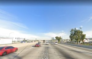 [04-27-2022] Condado de Los Angeles, CA - Una Mujer Muere en Un Choque Fatal Por Conducir Bajo Los Efectos Del Alcohol Que Involucra a Tres Vehículos en West Covina [Actualizado]