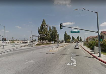 [05-06-2022] Condado de Los Ángeles, CA - Tres Personas Heridas en Un Choque de Varios Vehículos Que Involucra Al Autobús de la Ciudad en Baldwin Park