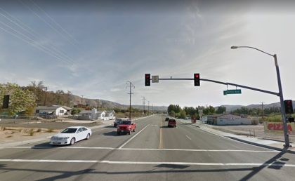 [05-06-2022] Condado de San Bernardino, CA - Dos Personas Heridas en Un Choque de Un Solo Vehículo en Oak Hills