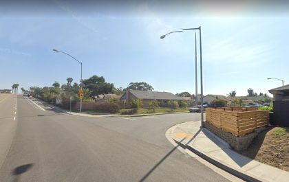 [05-10-2022] Condado de San Diego, CA - Una Persona Atrapada en El Coche Tras Un Choque de Dos Vehículos en Palm City