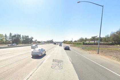 [18-04-2022] Condado de Orange, CA - Una Persona Herida en Un Choque de Cuatro Vehículos en Anaheim
