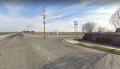 [05-14-2022] Condado de Tulare, CA - Mujer de Edad Avanzada Murió Después de Un Choque Mortal de Varios Vehículos en Turner Drive Y Commercial Avenue