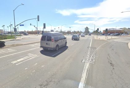 [05-14-2022] Condado de Ventura, CA - Colisión de Varios Vehículos Hirió a Varias Personas en Olivas Drive