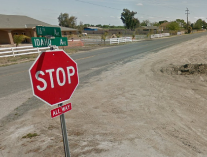 [06-03-2022] Condado de Kings, CA - Hombre de 45 años de Edad Y SU Perro Murieron en Un Accidente Fatal de Peatones Al Este de la Avenida 16