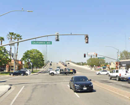 [06-03-2022] Un Hombre Muerto, Otro Herido en Choque Fatal de Dos Vehiculos en la Avenida California
