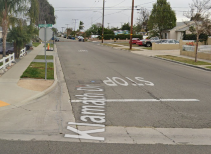 [06-27-2022] Mujer Peatón Paseando Perros Atropellada Por Conductor Que Se Dio A La Fuga En Orange County