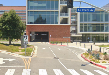 [07-07-2022] Cuatro Personas Hospitalizadas Después De Que Una Persecución Policial Terminara En Colisión En El Campus De UCLA