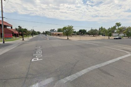 [01-11-2023] Condado De Fresno, CA – Conductor Y Pasajero Heridos Después De Que Un Camión Chocara Contra Una Casa En Clovis