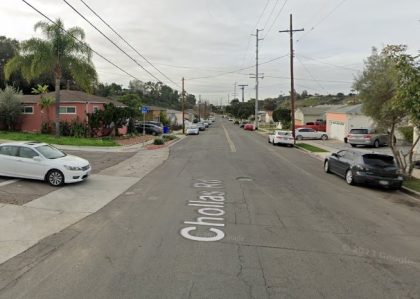 02-12-2023-Three-People-Hospitalized-After-Two-Car-Collision-in-Oak-Park-420x299-1