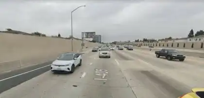 [05-22-2023] Muere Una Persona Tras Un Choque Múltiple Con Un Camión de Gran Tonelaje en la Autopista 405