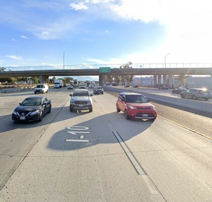 [12-07-2023] Servicios de Emergencia en Carretera Enviados Tras Una Colisión de Tres Vehículos en la I-10 en Fontana