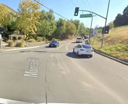 [12-12-2023] Condado de Los Angeles, CA - Pendiente El Estado de Los Heridos Tras Una Colisión de Bicicletas en Hidden Hills