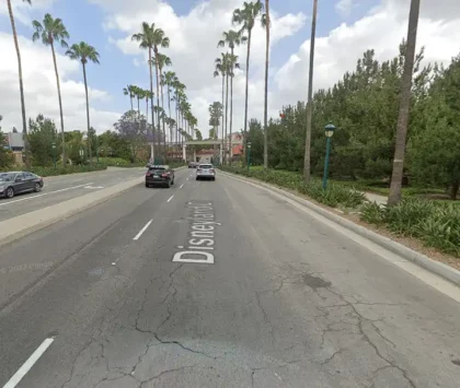 [01-12-2024] Un Conductor Herido Tras Una Persecución a Través Del Condado Que Provocó Una Colisión de Dos Vehículos en Anaheim