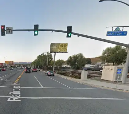 [05-11-2024] Un Motociclista Hospitalizado Tras Una Colisión Entre Una Motocicleta Y Un Vehículo en Newhall